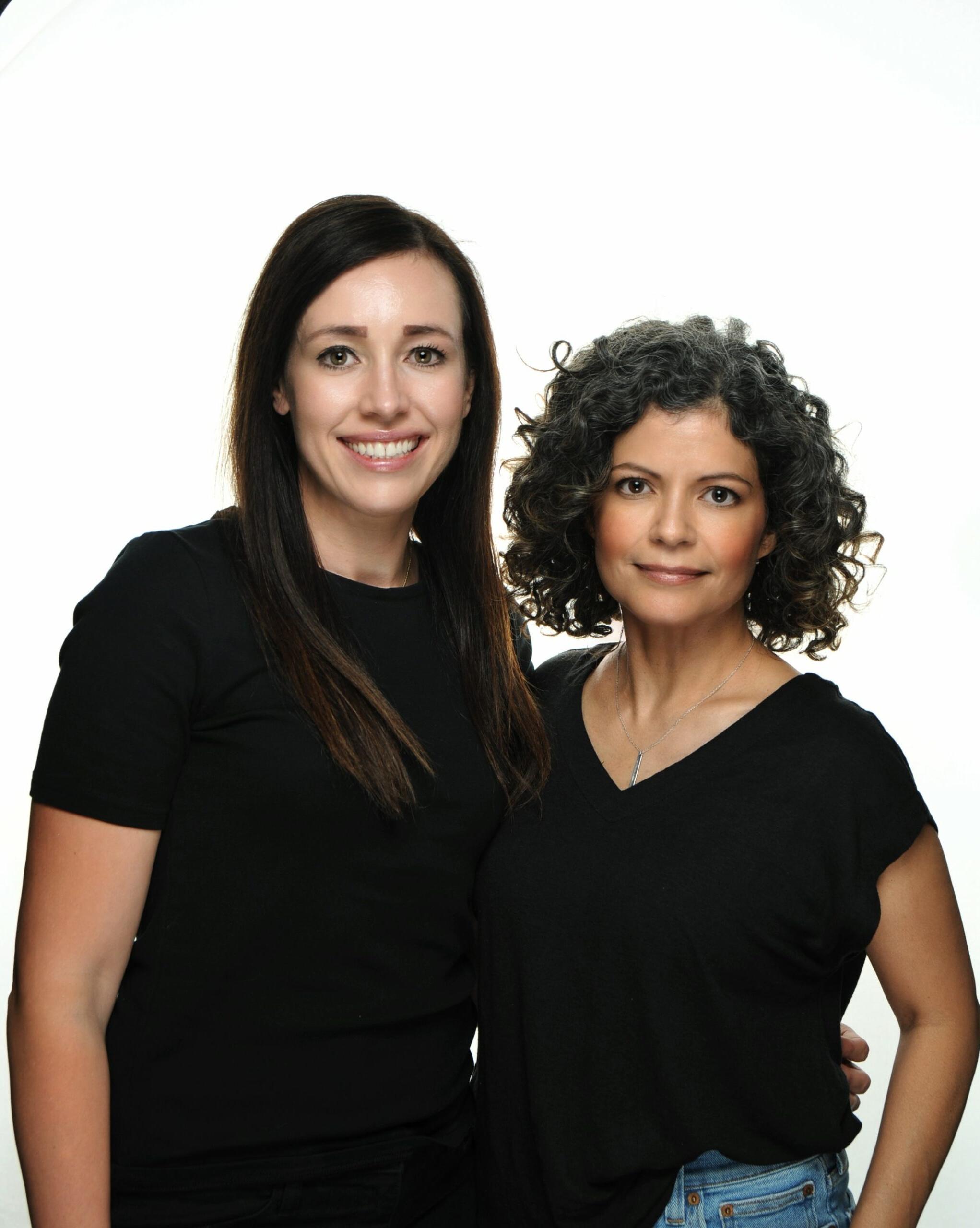 nba竞猜官网的政府事务团队——Myra Reddy和Kati Rapoza